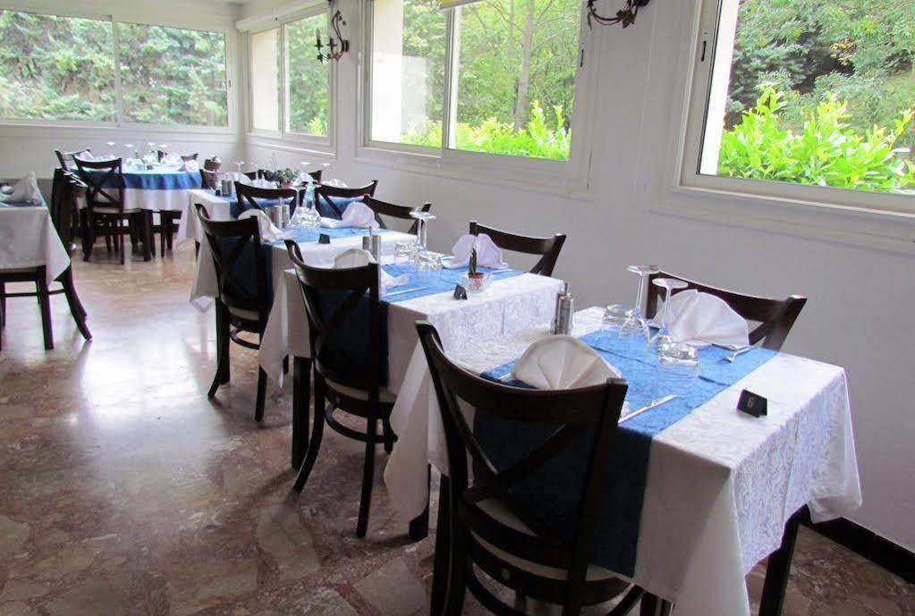 Hotel Restaurant Le Lachens La Bastide  Екстер'єр фото